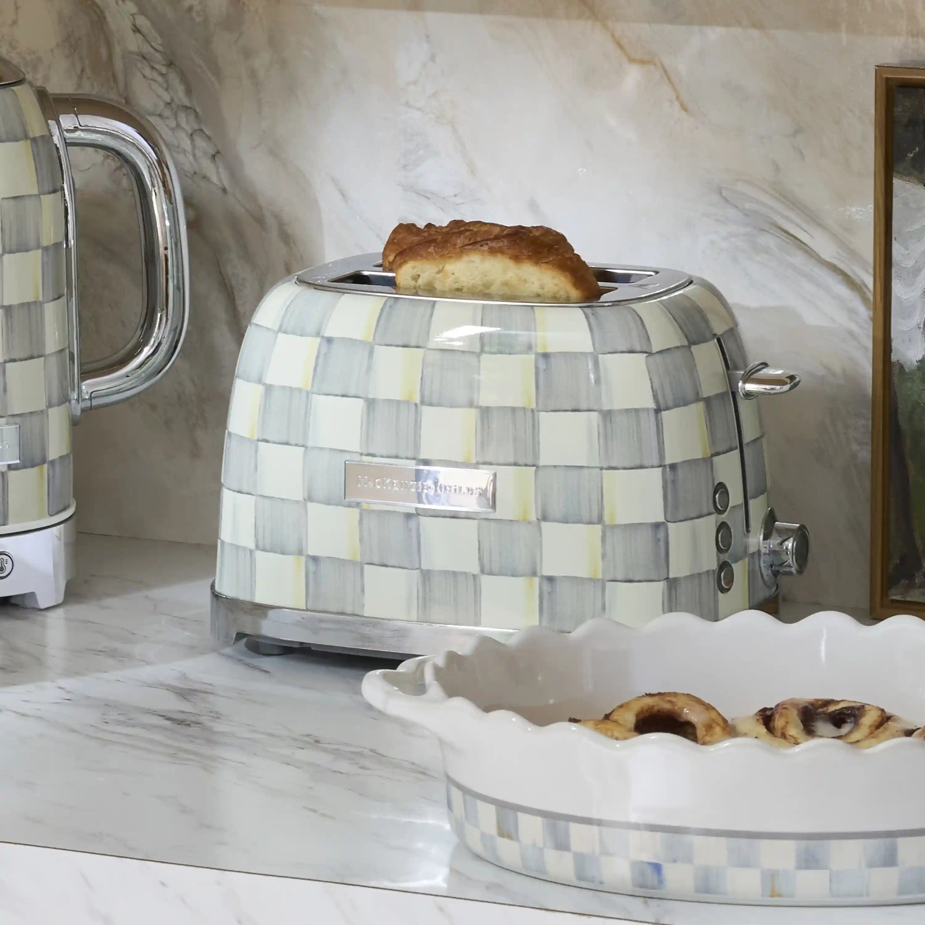 Courtly Flower Market 2-Slice Toaster