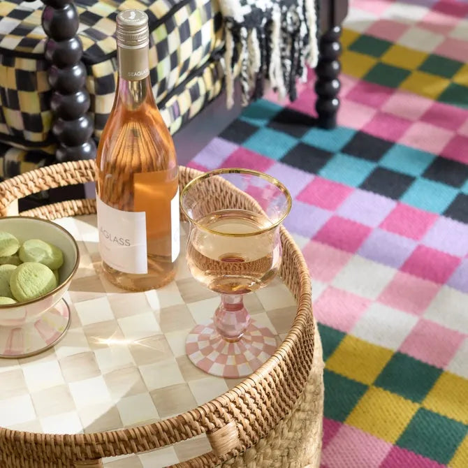 Rosy Check Wine Glass