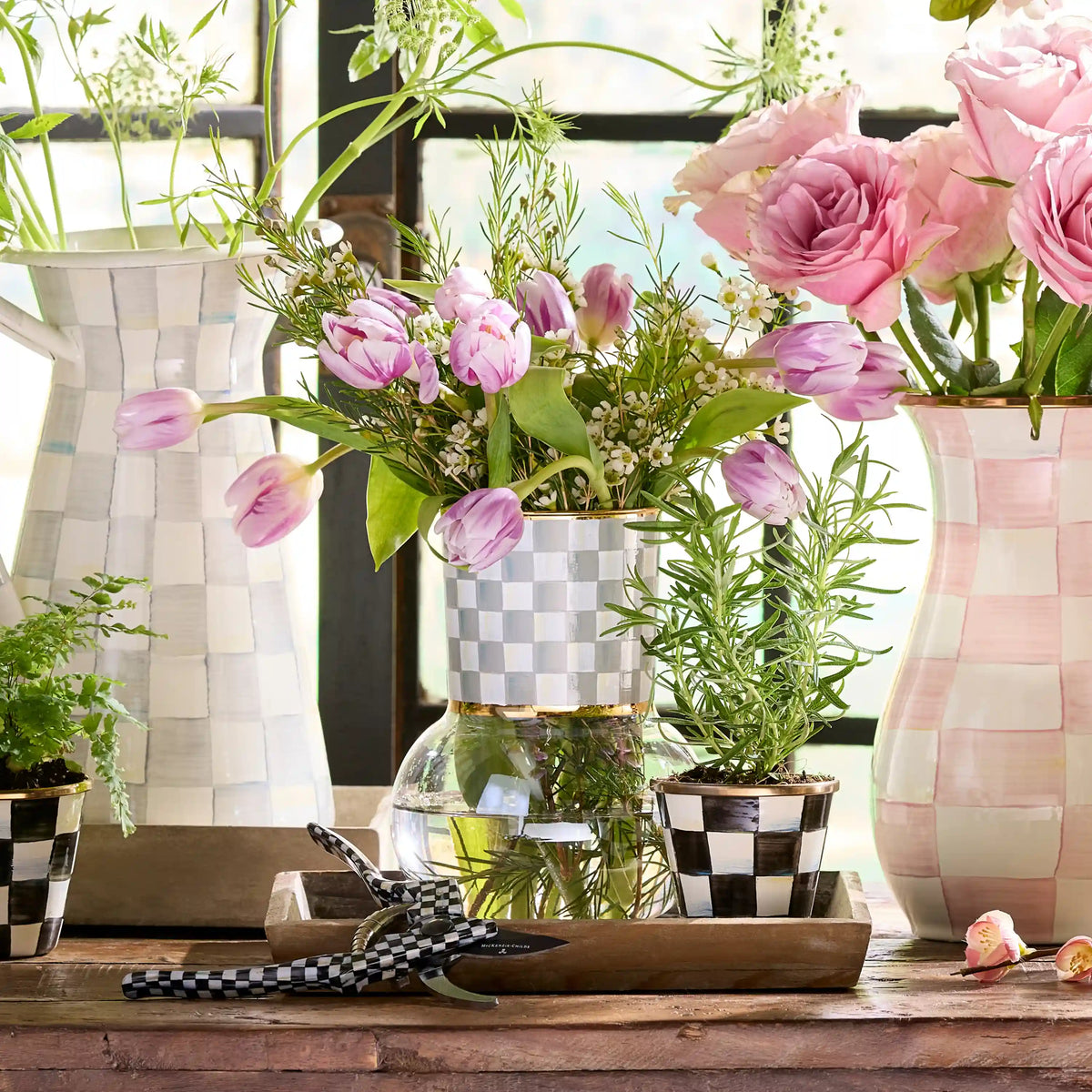 Rosy Check Glass Vase