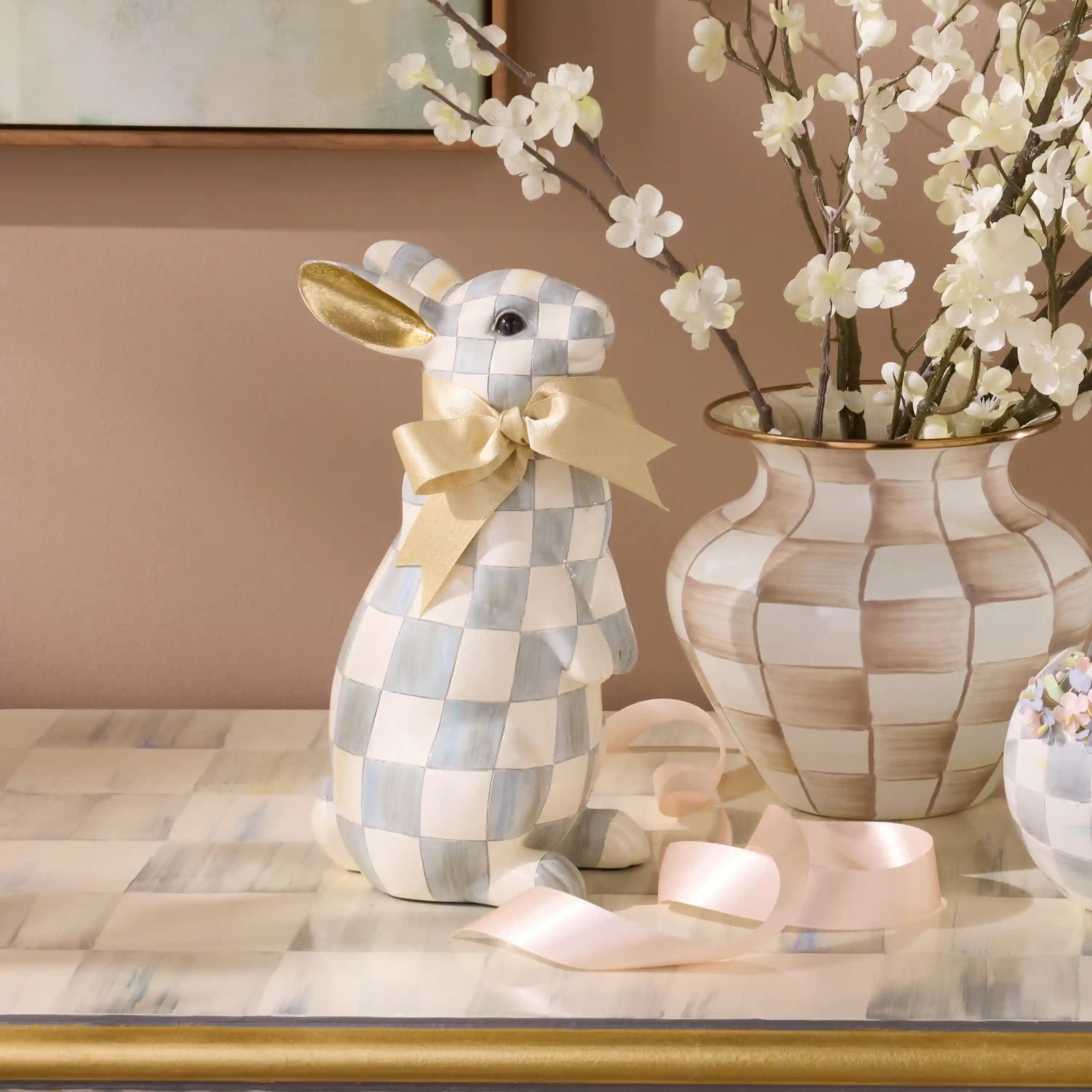 Courtly Check Resting Bunny