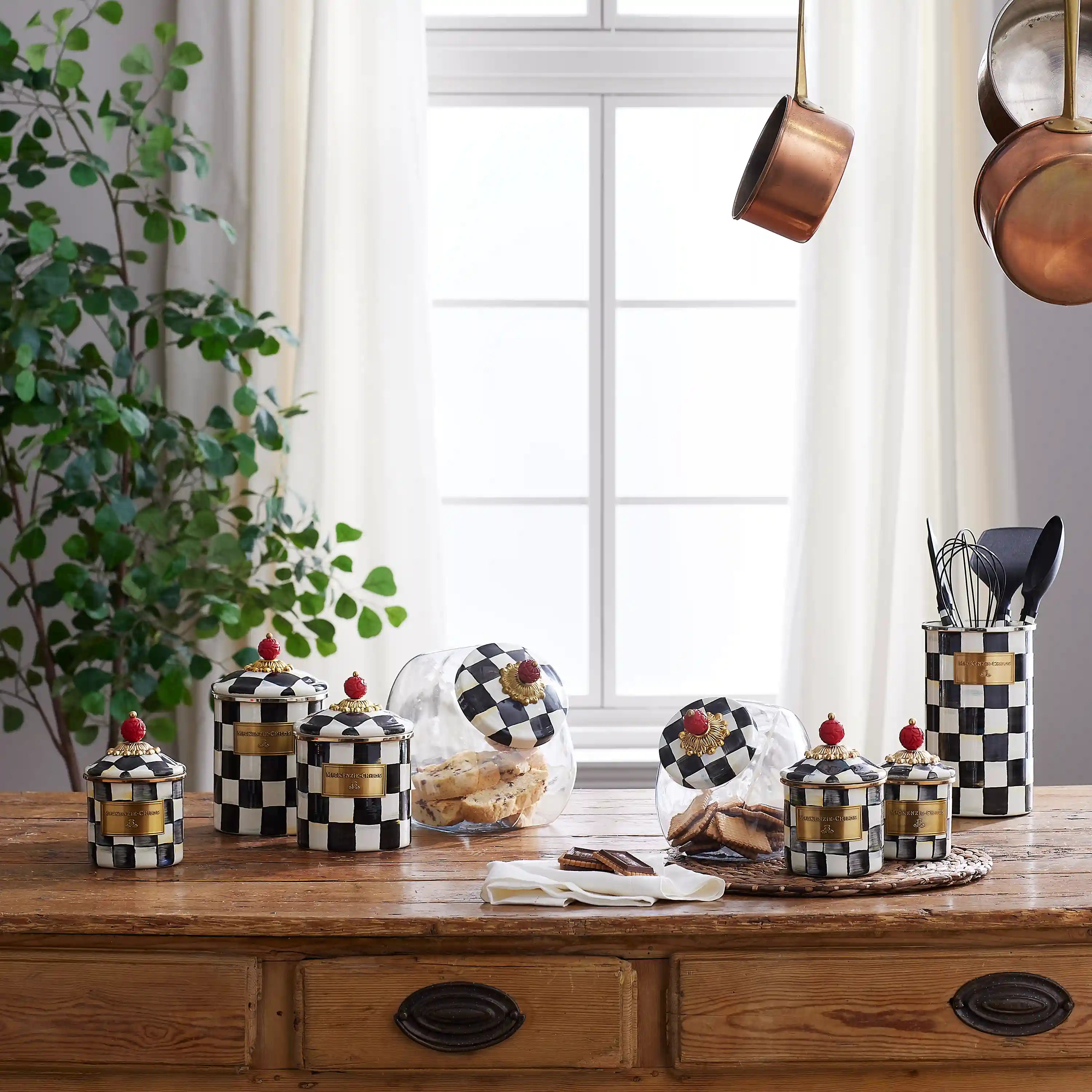 Sweets Jar with Rosy Check Enamel Lid