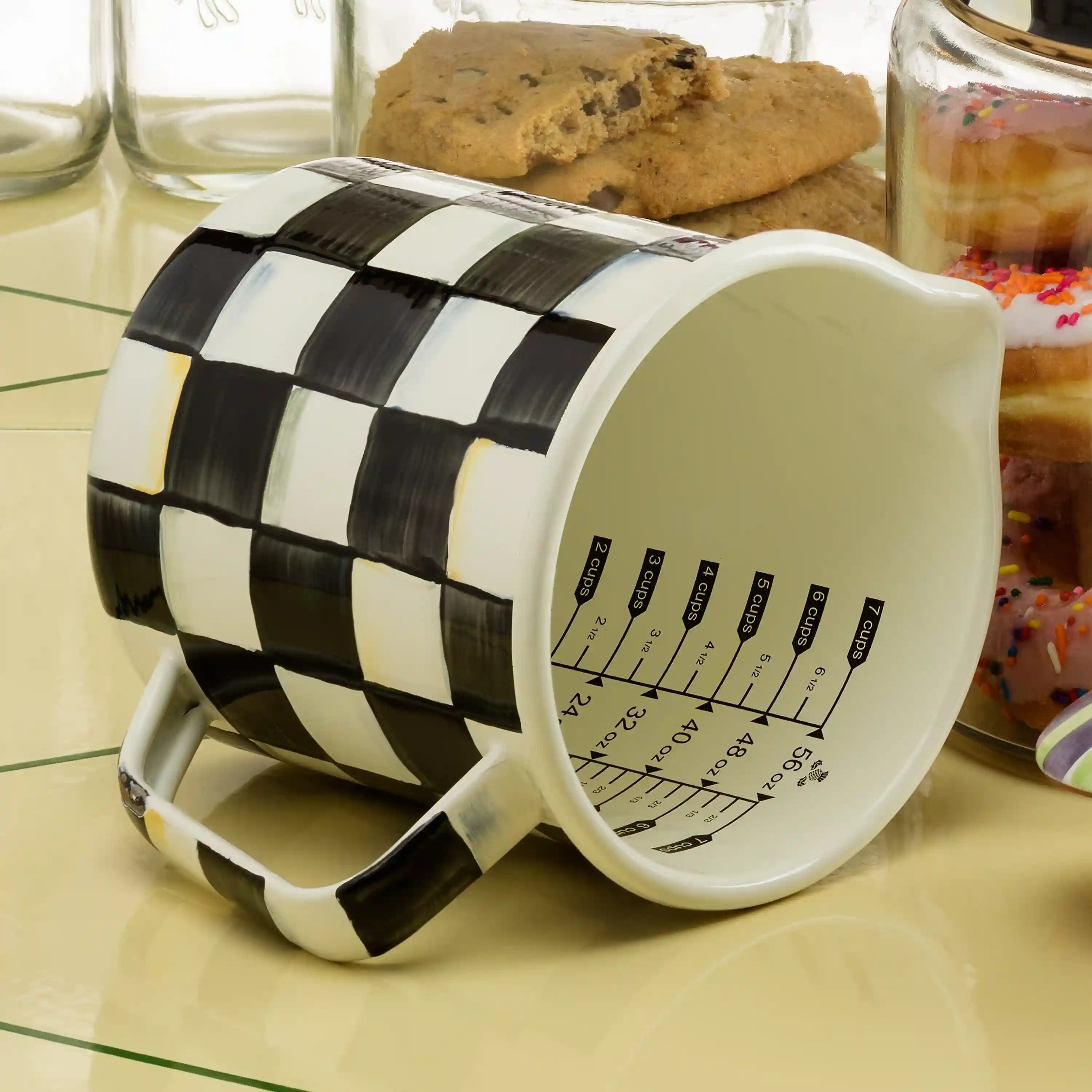 Mocha Check 7 Cup Measuring Cup