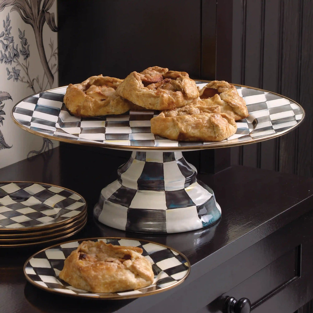 Courtly Check Large Pedestal Platter