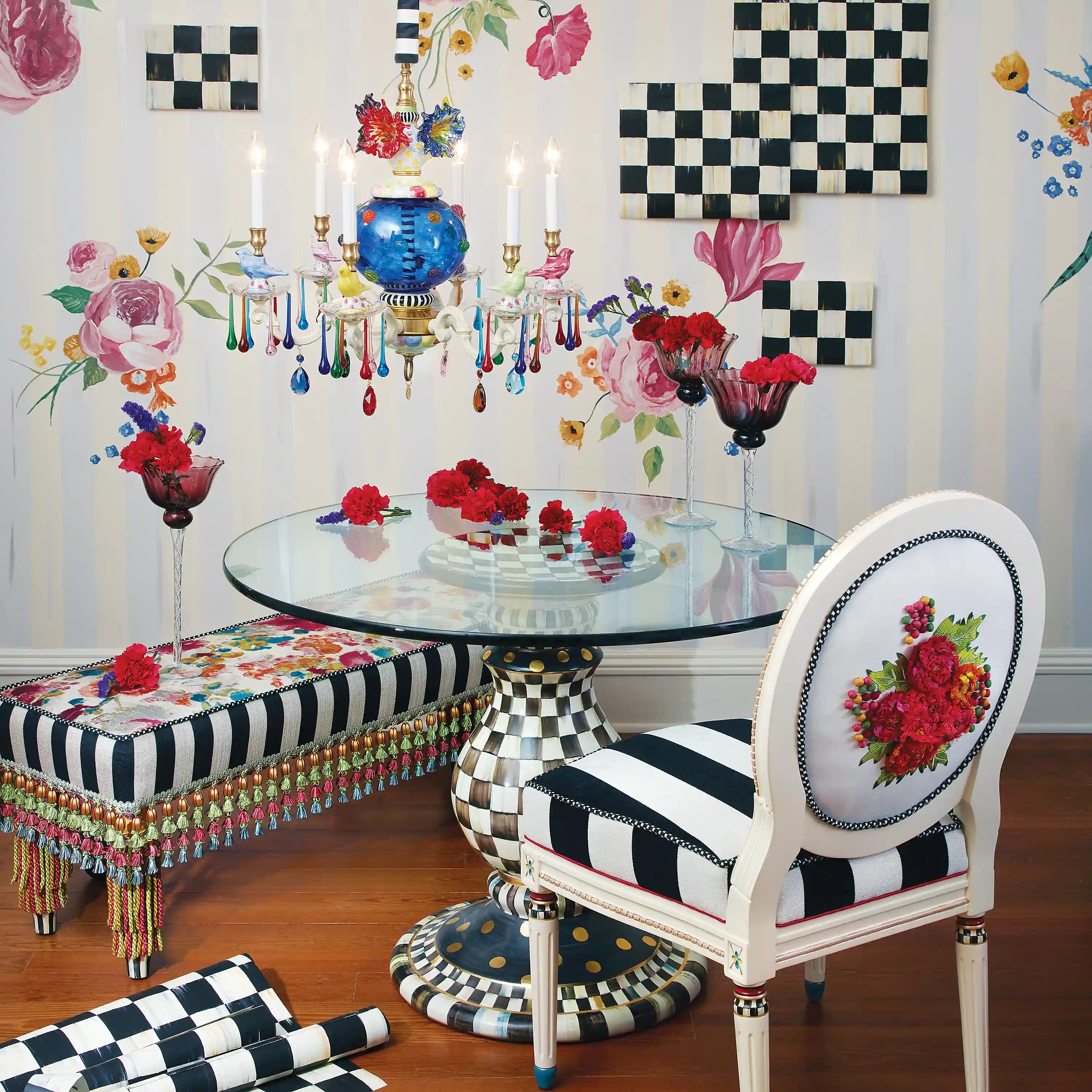 Courtly Stripe Wallpaper