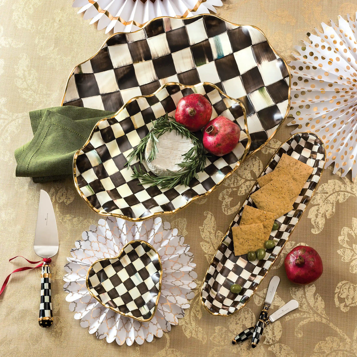 Mocha Check Ceramic Heart Plate