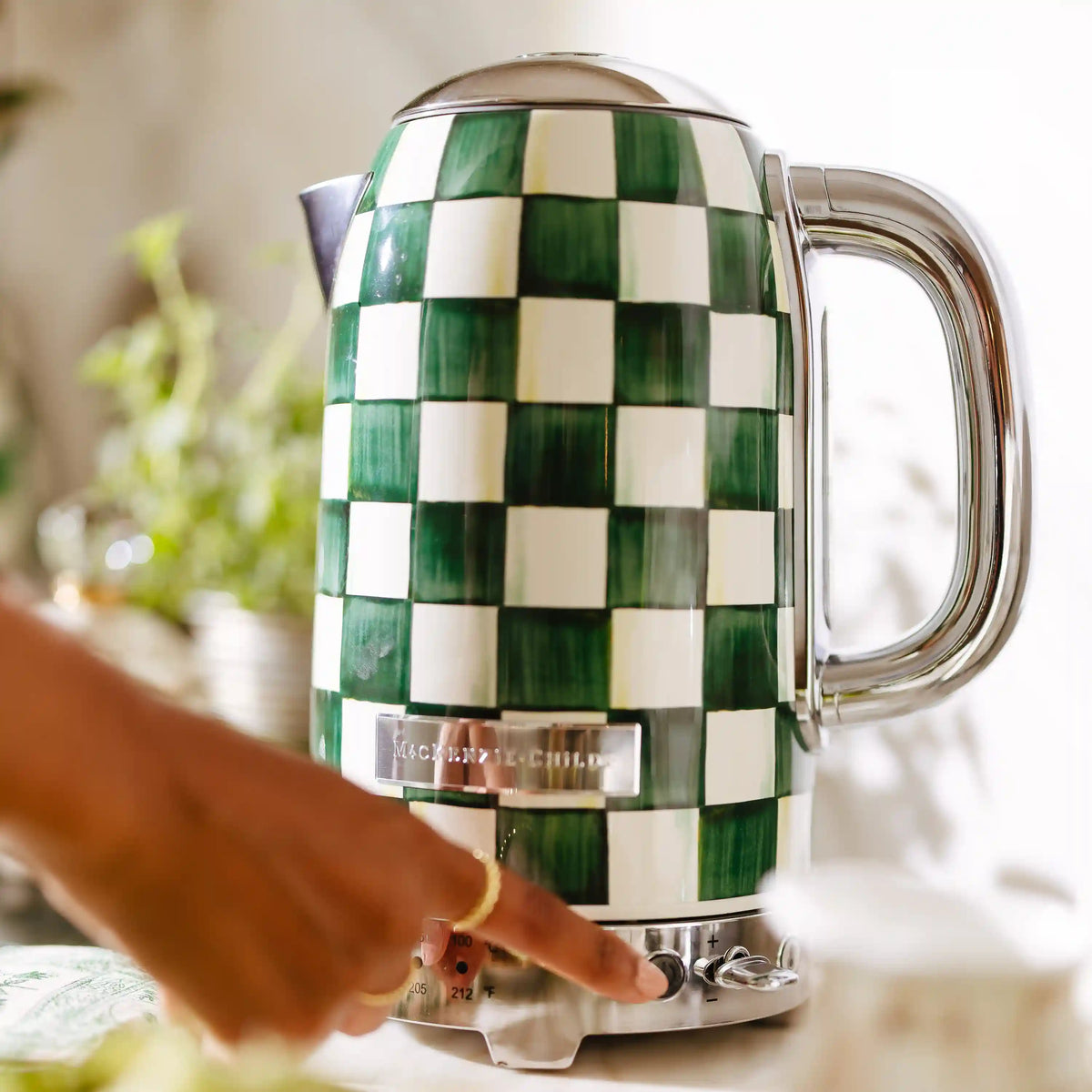Mocha Check Electric Kettle