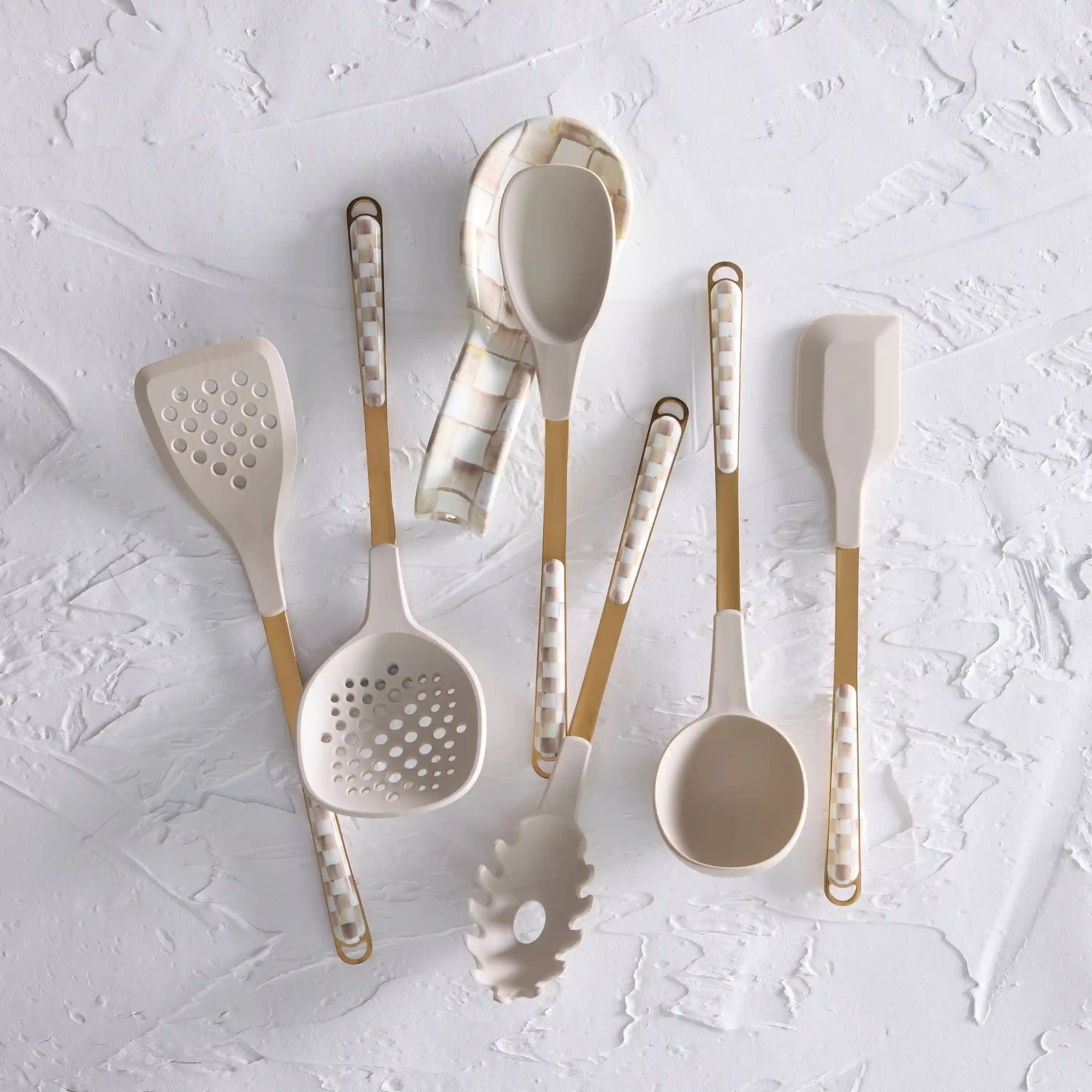 Rosy Check Spoon Rest