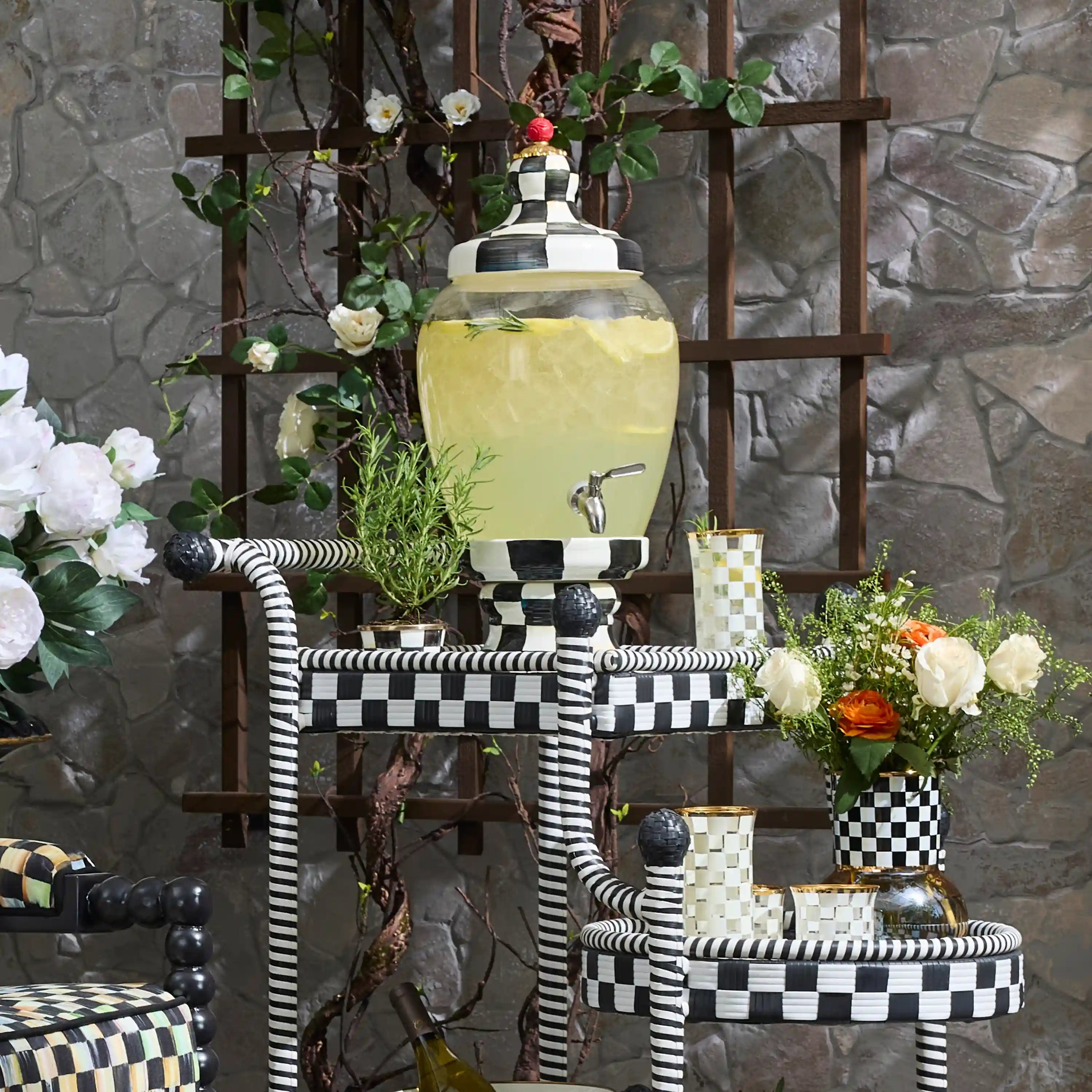 Courtly Check Beverage Hostess