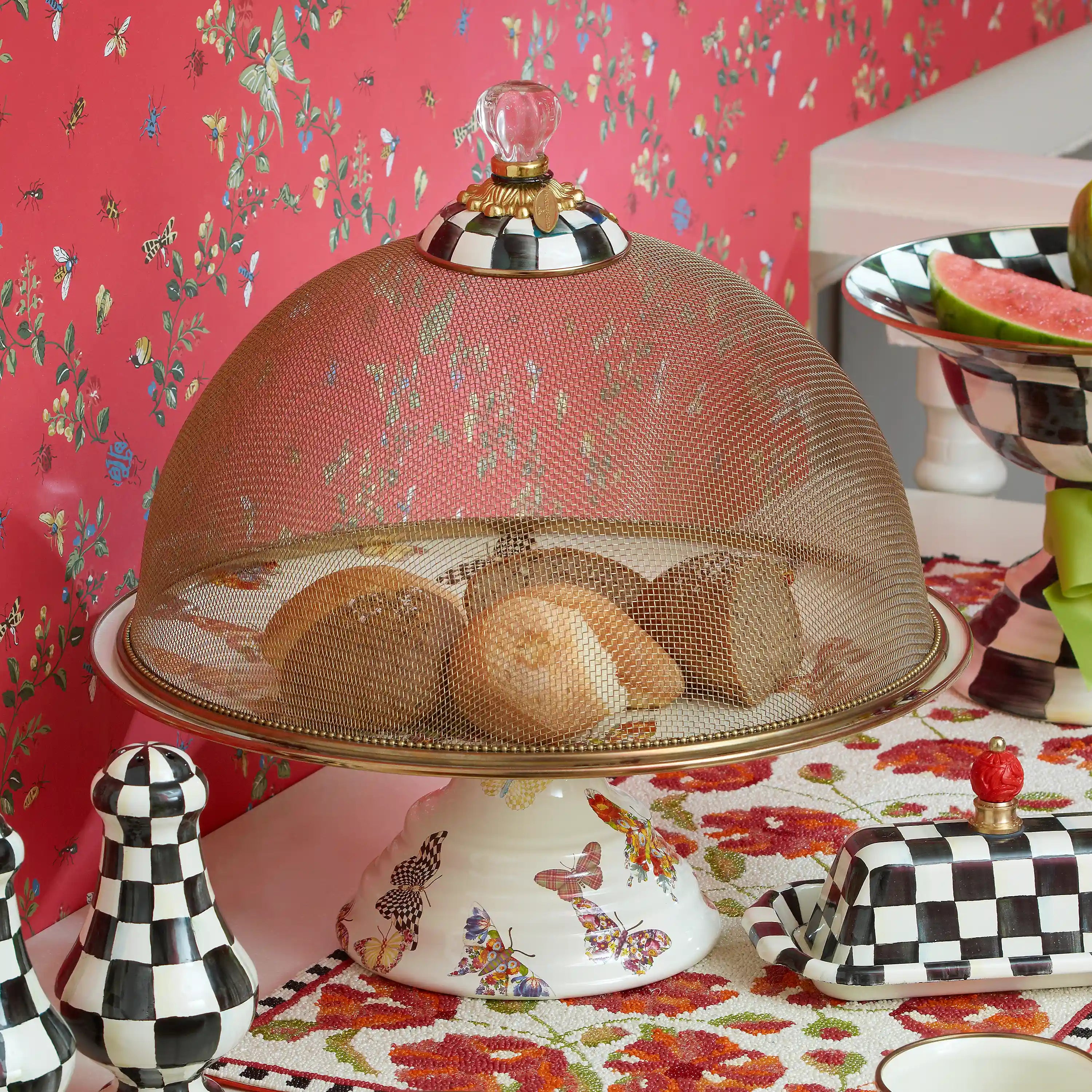 Rosy Check Large Mesh Dome