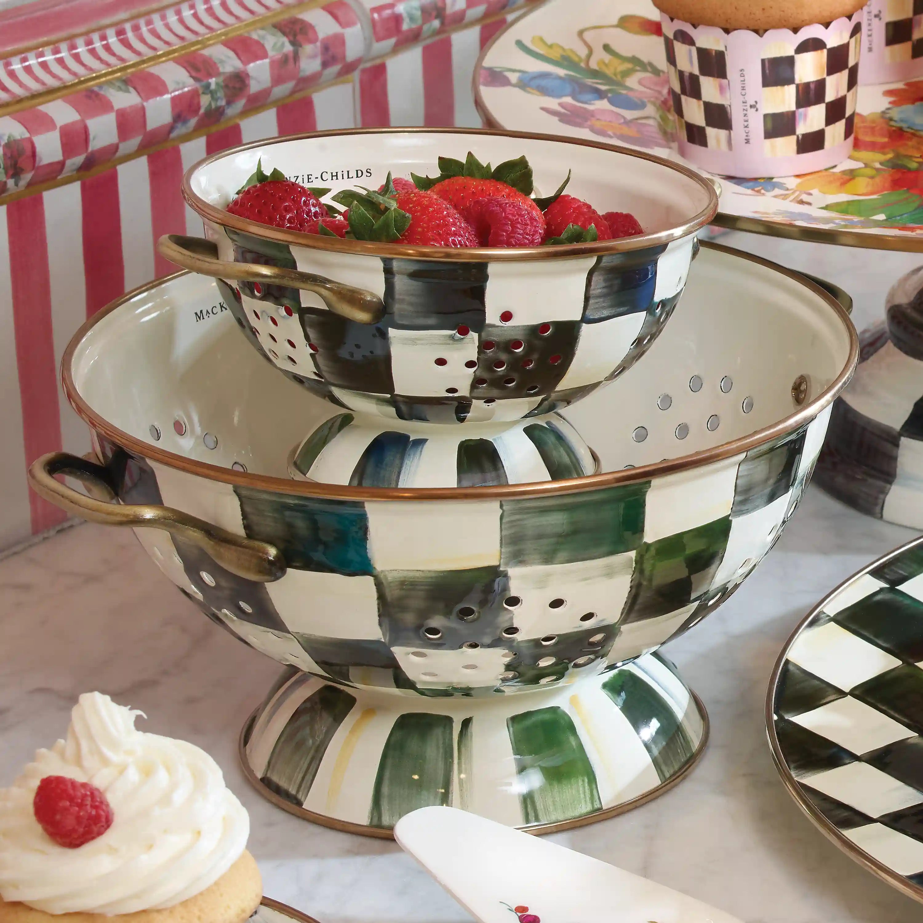 Rosy Check Large Colander