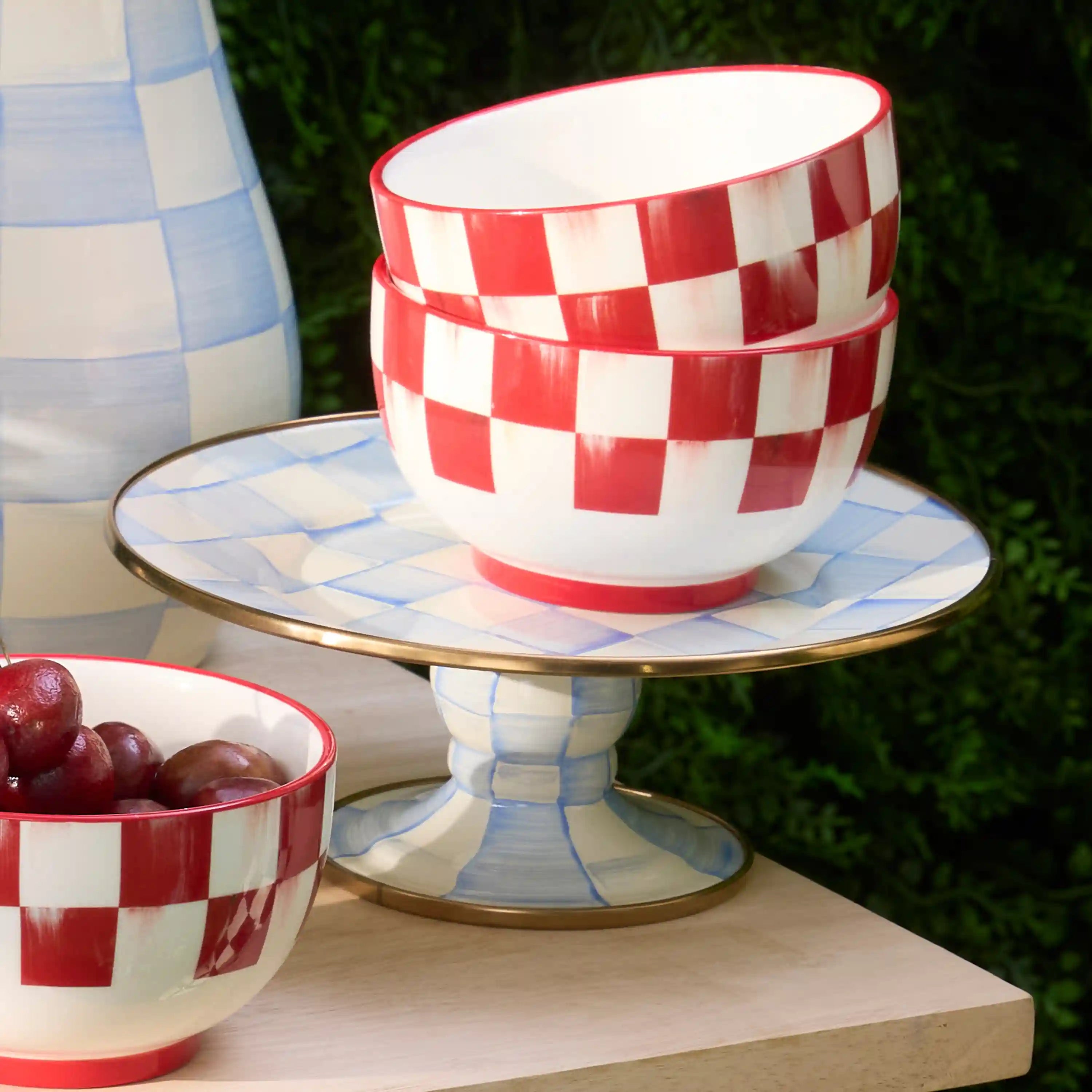 Mocha Check Small Pedestal Platter