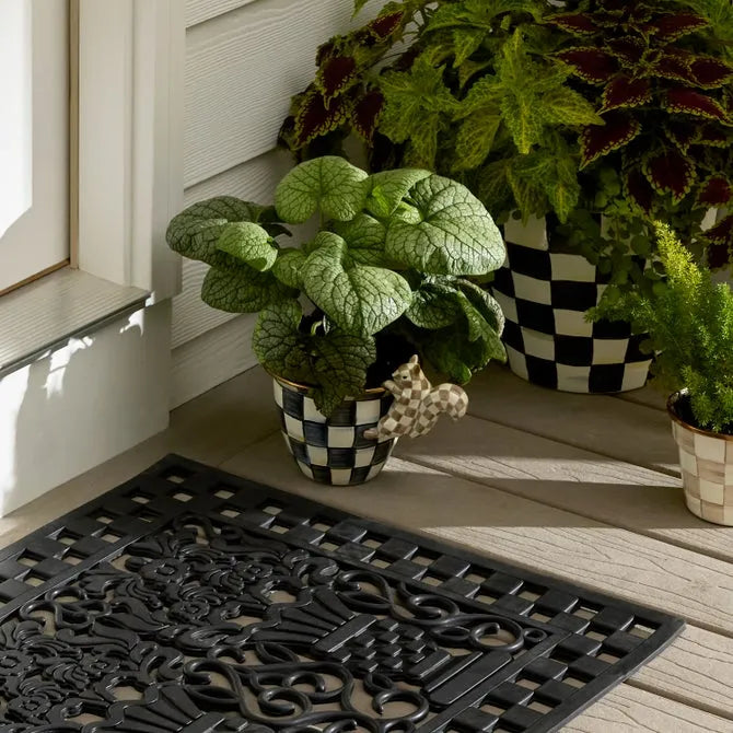 Mocha Check Squirrel Pot Climber
