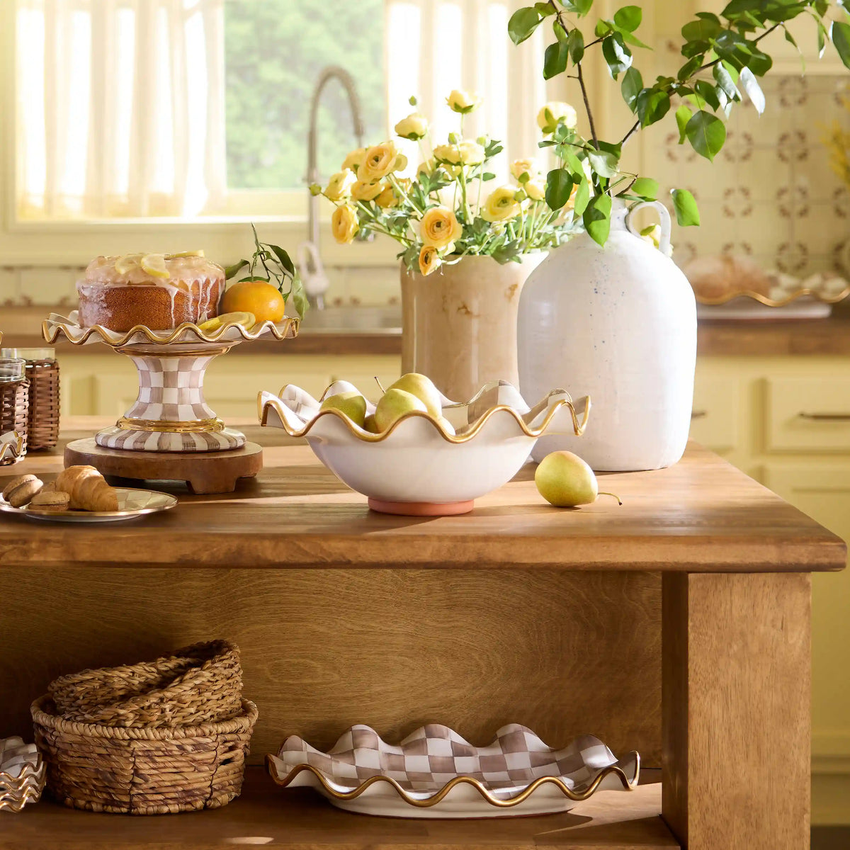 Rosy Check Medium Ceramic Fluted Serving Bowl