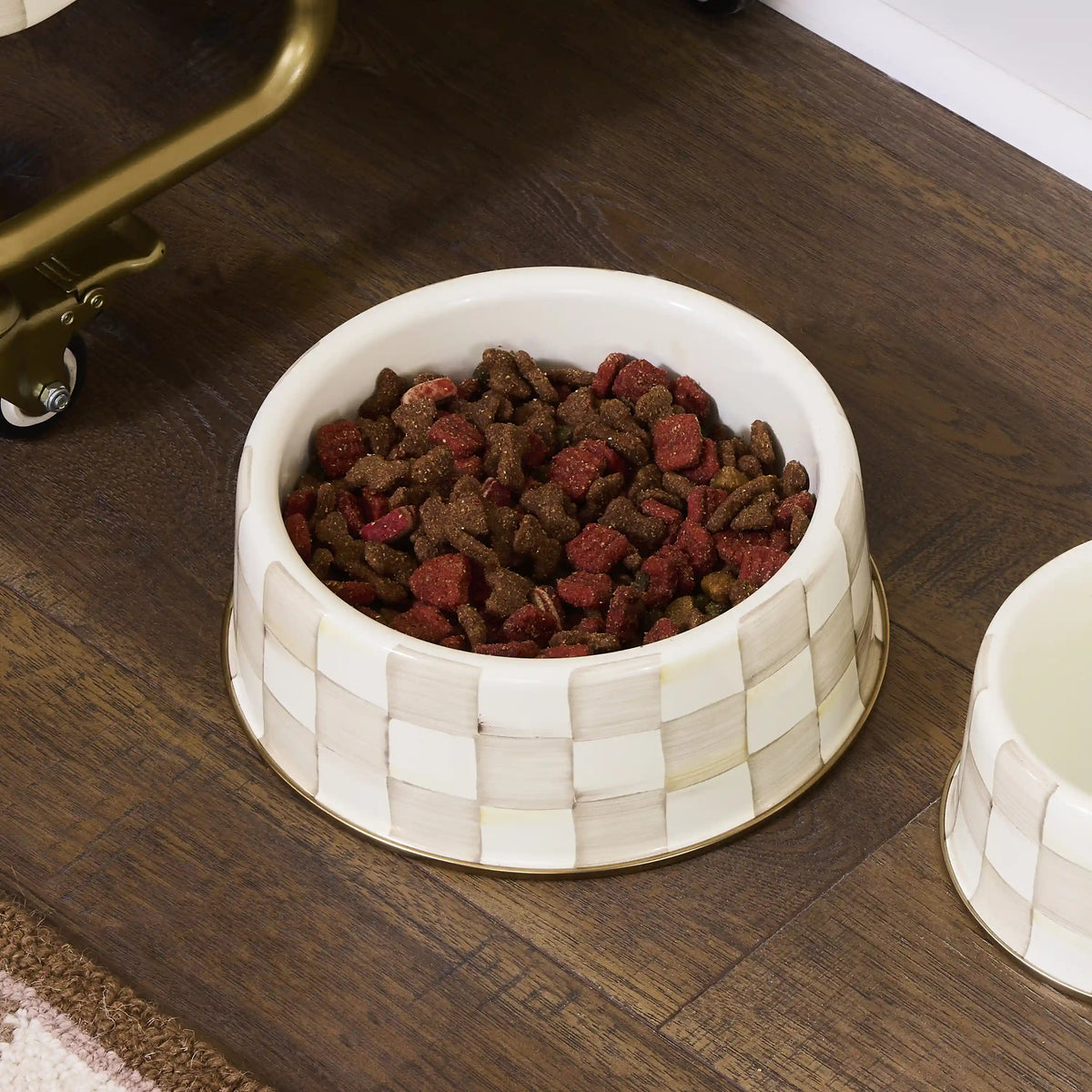 Rosy Check Small Pet Dish