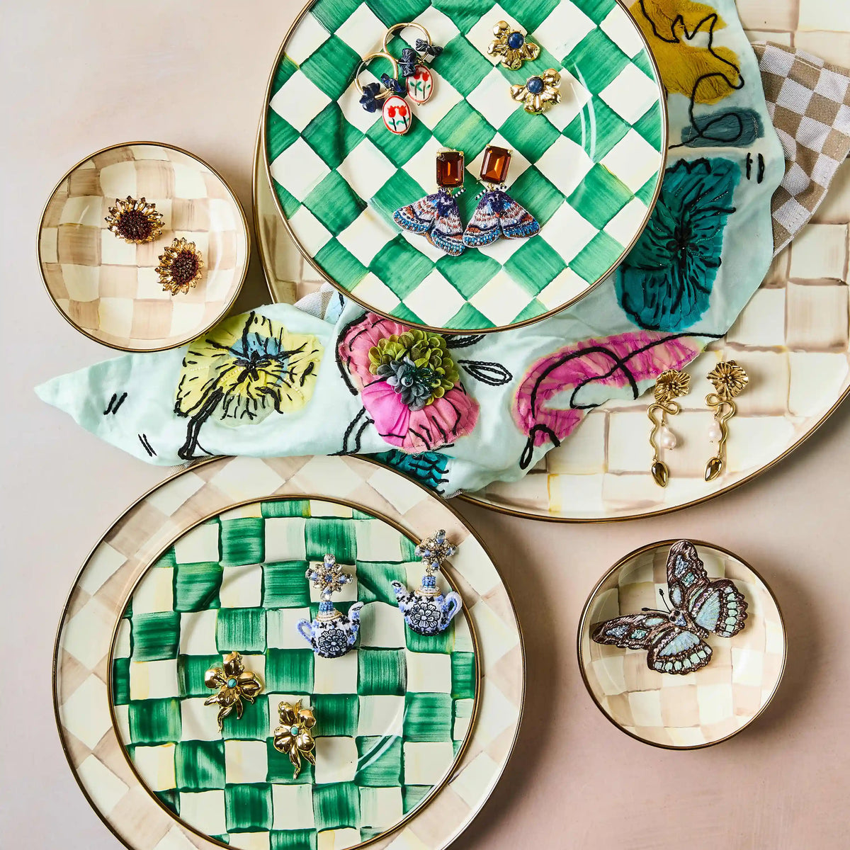 Courtly Check Relish Dish