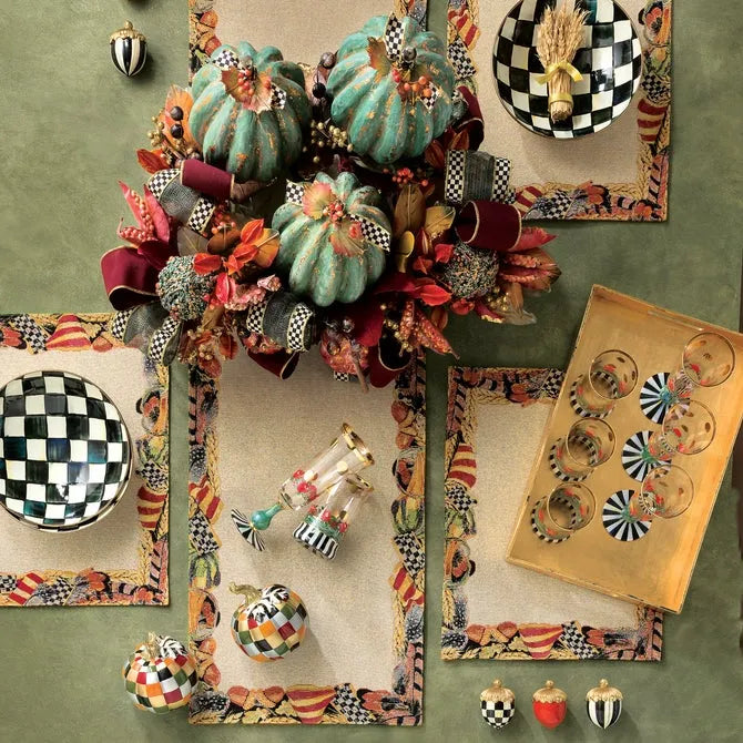Courtly Acorns - Set of 3