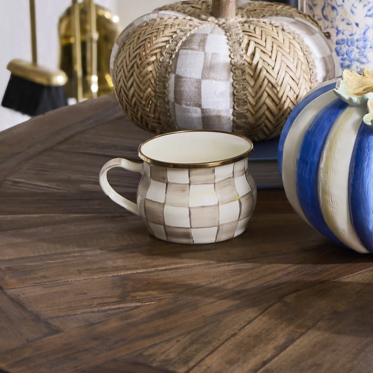 Mocha Check Teacup