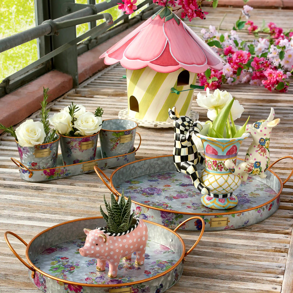 Rosy Check Funny Bunny Pot Climber